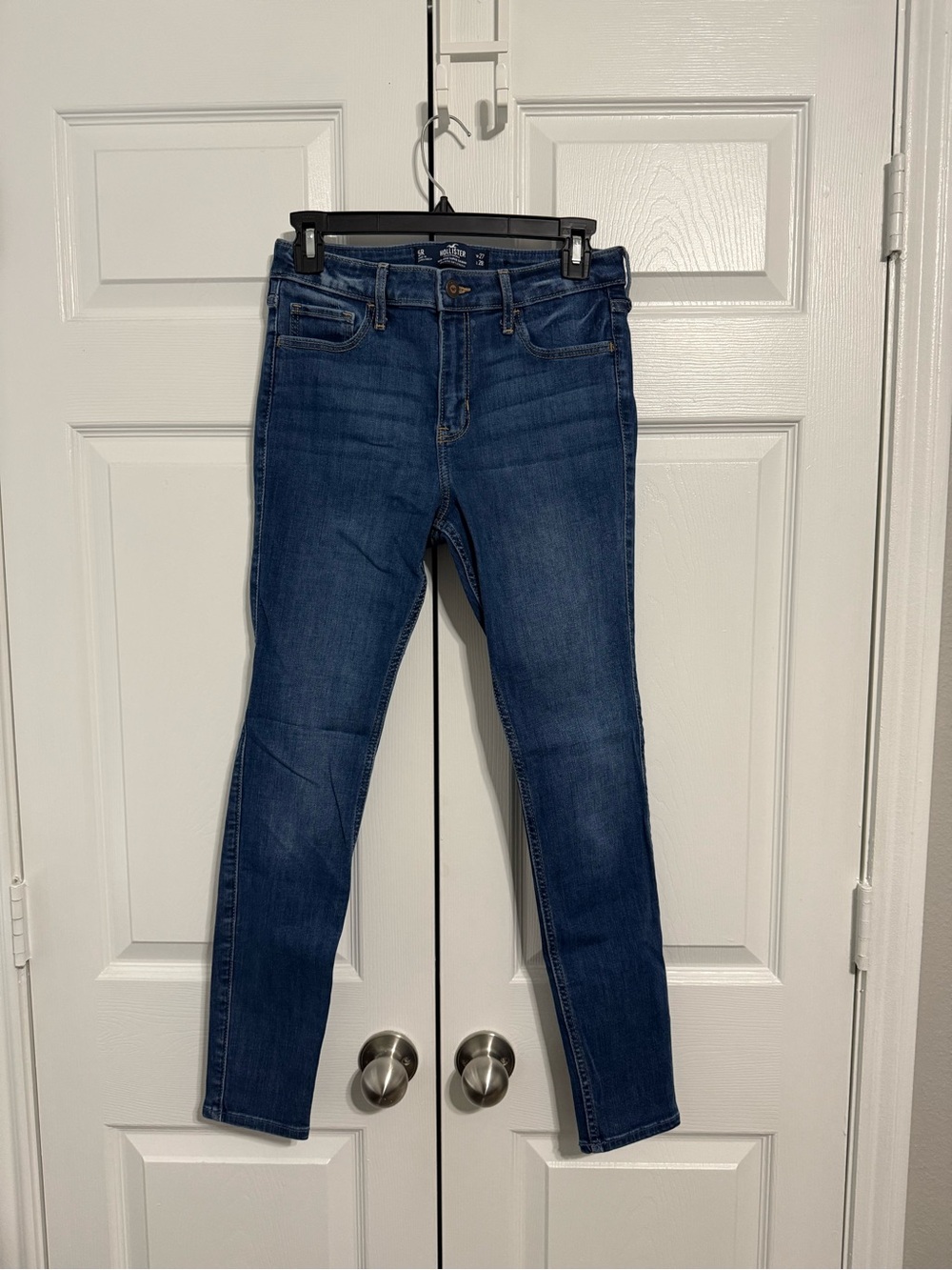 Hollister Mid-Rise Super Skinny Jeans